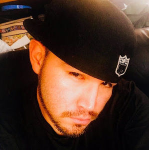 Meet your Posher, Travis